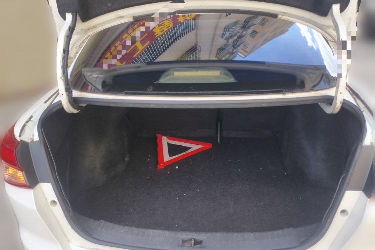 Used Nissan Lannia 2016 1.6L CVT Smart Cool Edition Trunk