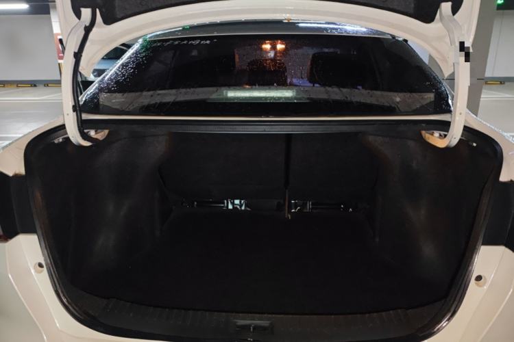 Used Nissan Lannia 2016 1.6L CVT High-Energy Version Trunk