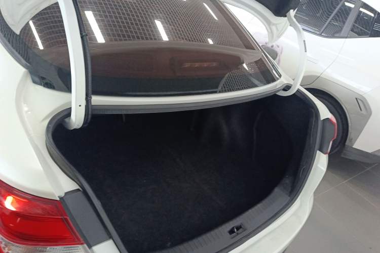 Used Nissan Lannia 2016 1.6L CVT High-Energy Version Trunk
