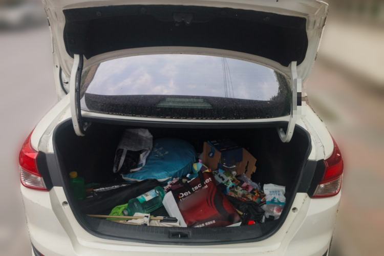 Used Nissan Lannia 2016 1.6L CVT Smart Cool Edition Trunk