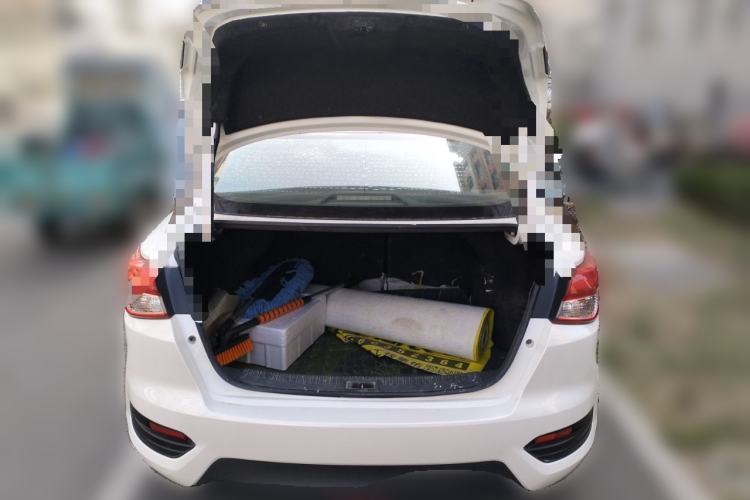 Used Nissan Lannia 2016 1.6L CVT Smart Cool Edition Trunk