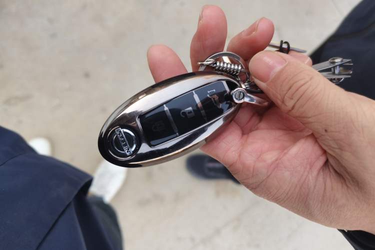Used Nissan Lannia 2016 1.6L CVT Smart Cool Edition Vehicle Key