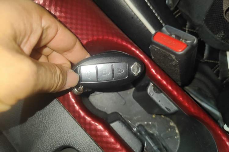 Used Nissan Lannia 2016 1.6L CVT Smart Cool Edition Vehicle Key