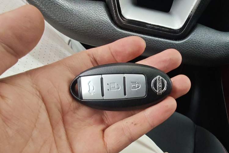Used Nissan Lannia 2016 1.6L CVT Smart Cool Edition Vehicle Key