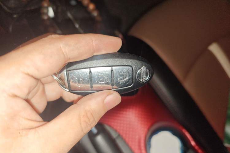 Used Nissan Lannia 2016 1.6L CVT Smart Cool Edition Vehicle Key