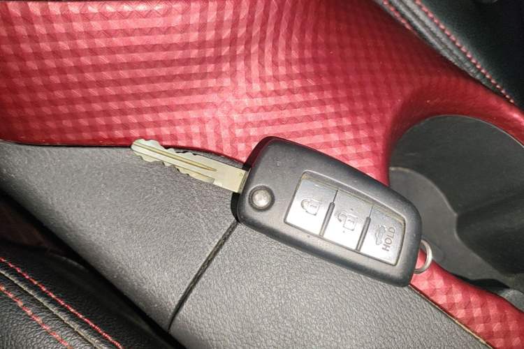 Used Nissan Lannia 2016 1.6L Manual Cool Edition Vehicle Key