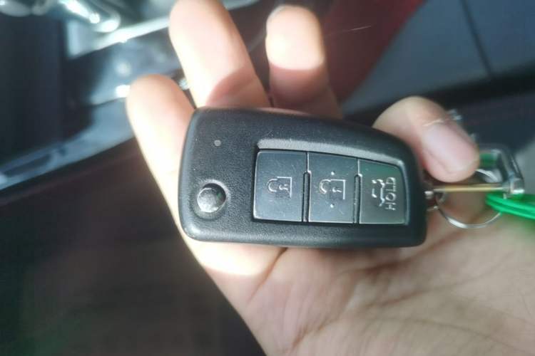 Used Nissan Lannia 2016 1.6L CVT Cool Edition Vehicle Key