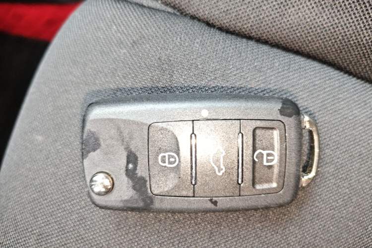 Used Nissan Lannia 2016 1.6L CVT Cool Edition Vehicle Key