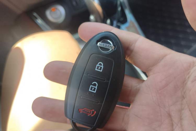 Used Nissan Lannia 2016 1.6L CVT Smart Cool Edition Vehicle Key