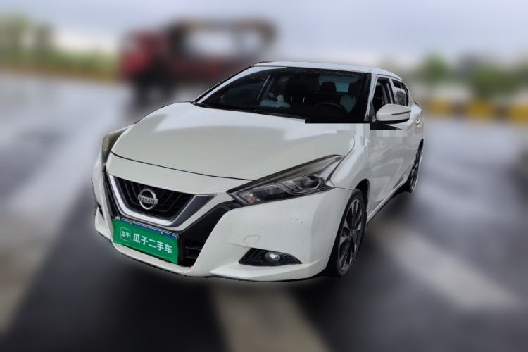 Używany Nissan Lannia 2016 1.6L CVT Smart Cool Edition Guazi used car, China used car export, Used car for sale, Used cars, Cheapest cars for sale