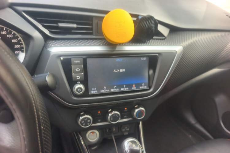 Used Nissan Lannia 2016 1.6L CVT Smart Cool Edition Audio And AC Panel