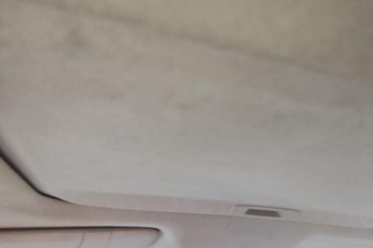 Used Nissan Lannia 2016 1.6L CVT Cool Edition Headliner