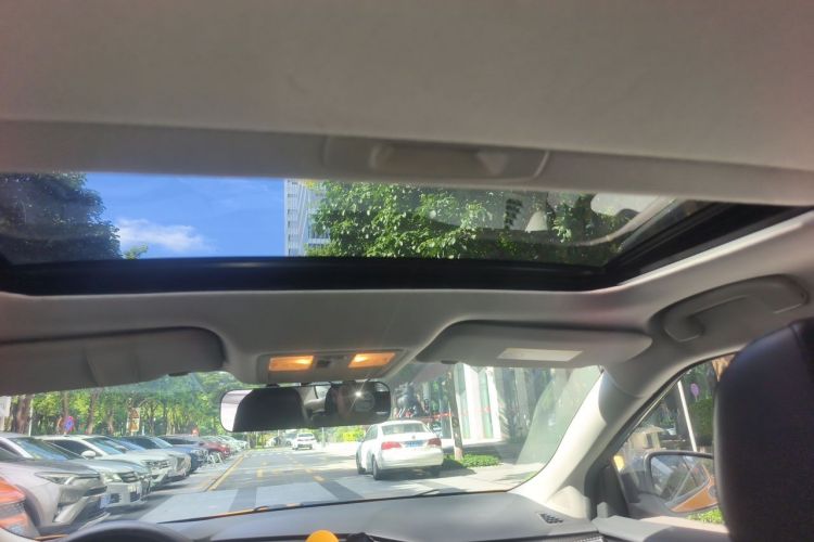 Used Nissan Lannia 2016 1.6L CVT Smart Cool Edition Headliner