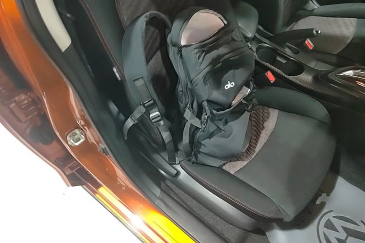 Used Nissan Lannia 2016 1.6L CVT Smart Cool Edition Right Front Seat