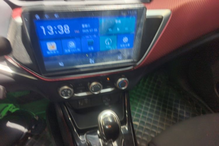 Used Nissan Lannia 2018 1.6L CVT Cool Trendy Sound Edition Audio And AC Panel