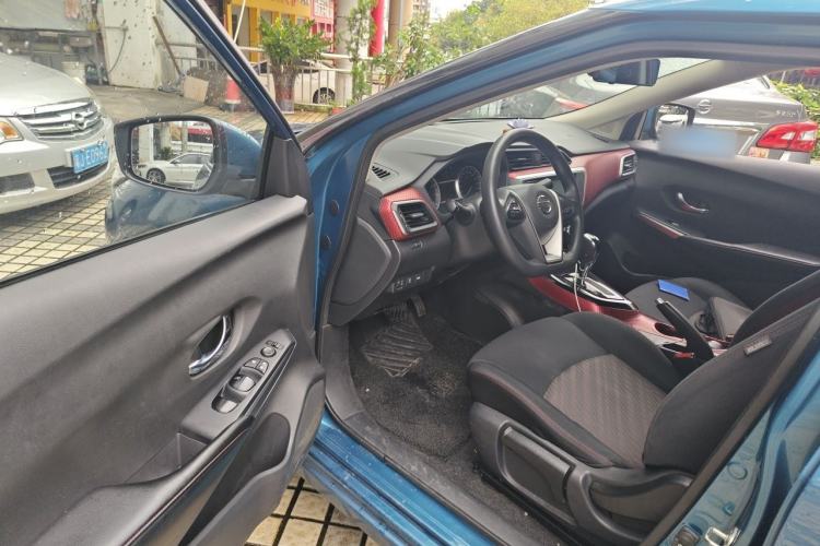 Used Nissan Lannia 2018 1.6L CVT Smart Cool Trendy Audio Model Driver Seat