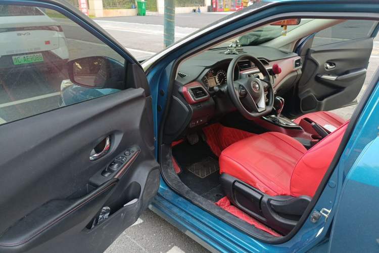 Used Nissan Lannia 2018 1.6L CVT Smart Cool Trendy Audio Model Driver Seat