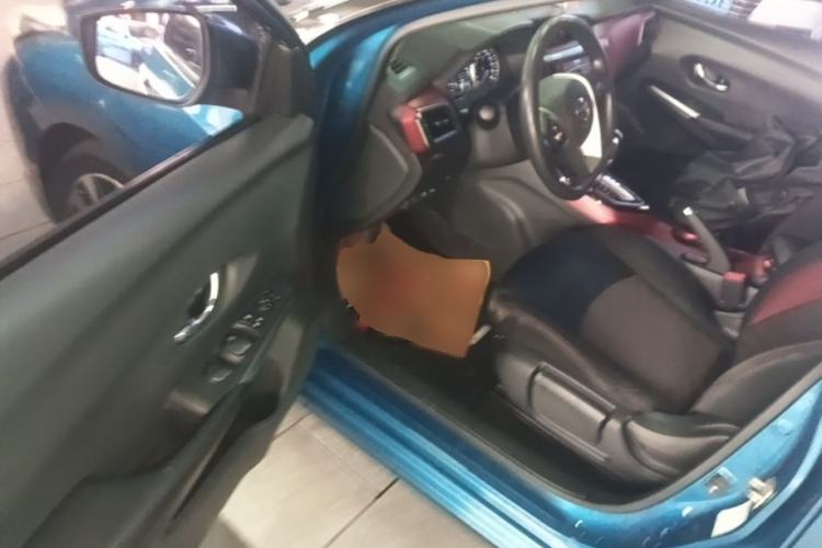 Used Nissan Lannia 2018 1.6L CVT Smart Cool Trendy Audio Model Driver Seat