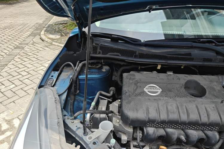Used Nissan Lannia 2018 1.6L CVT Cool Trendy Sound Edition Engine Bay Right