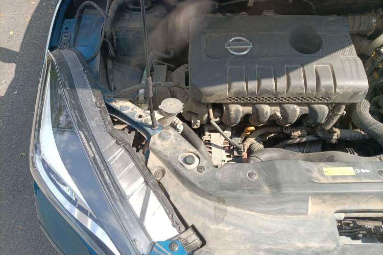 Used Nissan Lannia 2018 1.6L CVT Smart Cool Trendy Audio Model Engine Bay Right