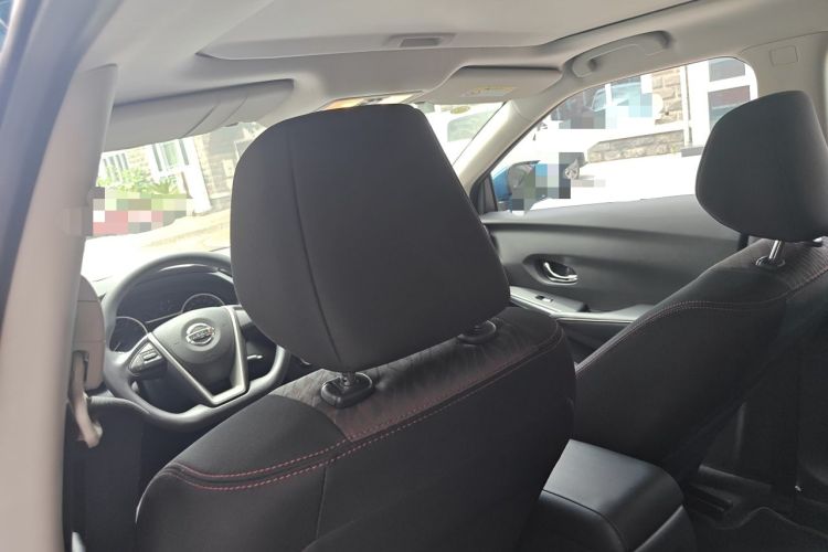 Used Nissan Lannia 2018 1.6L CVT Cool Trendy Sound Edition Headliner