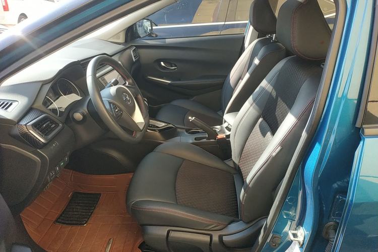 Used Nissan Lannia 2018 1.6L CVT High-Energy Trendy Audio Edition Left Front Seat