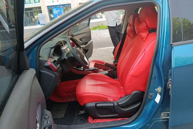 Used Nissan Lannia 2018 1.6L CVT Smart Cool Trendy Audio Model Left Front Seat