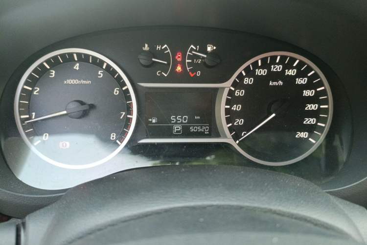 Used Nissan Lannia 2018 1.6L CVT Smart Cool Trendy Audio Model Odometer Close Up