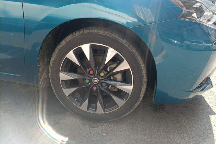 Used Nissan Lannia 2018 1.6L CVT Smart Cool Trendy Audio Model Right Front Wheel Hub