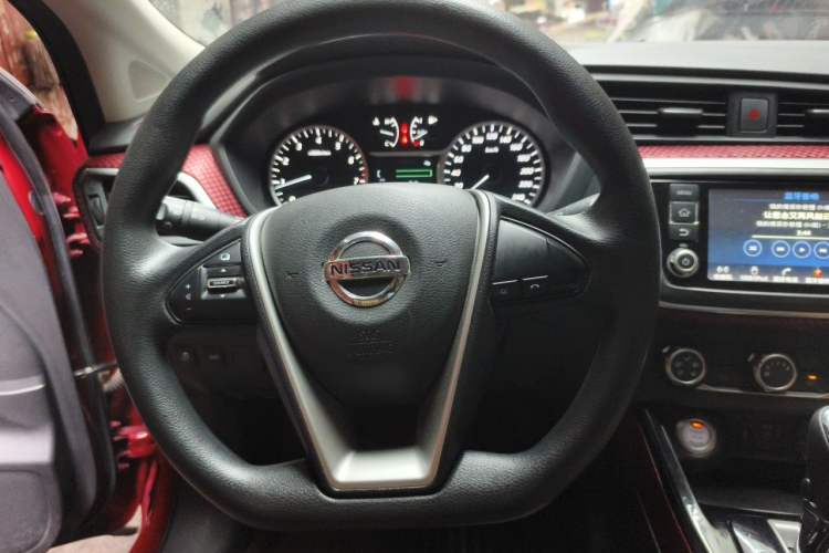 Used Nissan Lannia 2018 1.6L CVT Smart Cool Trendy Audio Model Steering Wheel