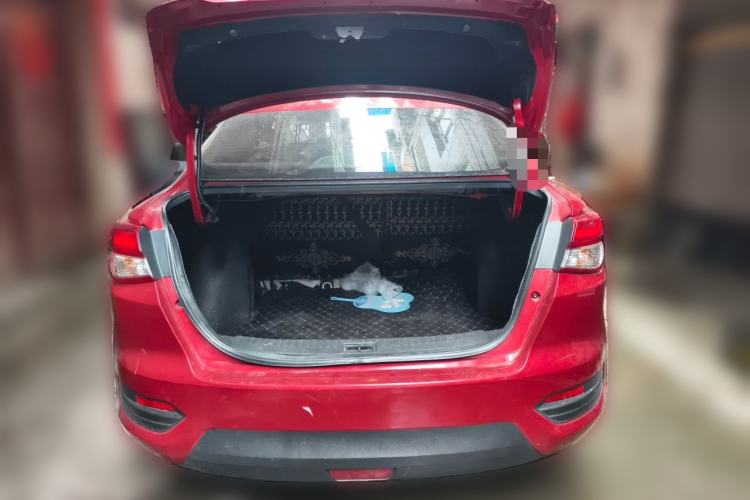 Used Nissan Lannia 2018 1.6L CVT Smart Cool Trendy Audio Model Trunk