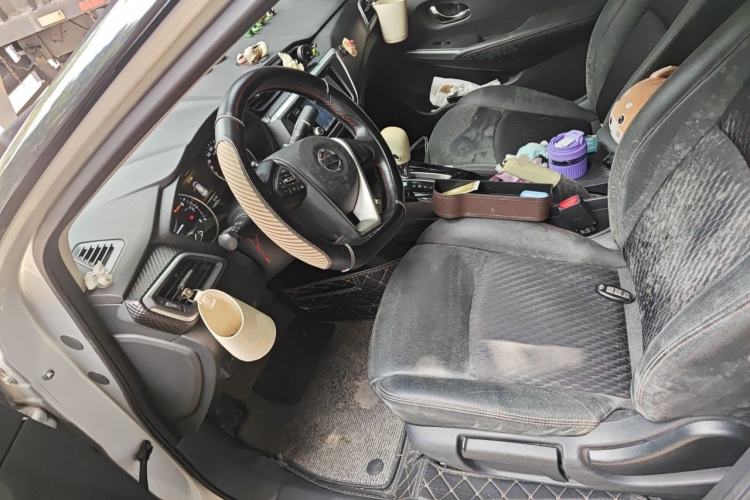 Used Nissan Lannia 2018 1.6L CVT High-Energy Trendy Audio Edition Left Front Seat