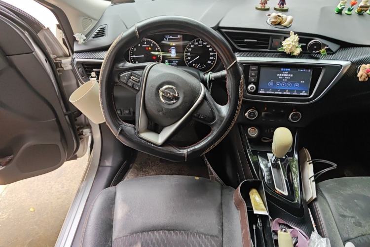 Used Nissan Lannia 2018 1.6L CVT High-Energy Trendy Audio Edition Steering Wheel
