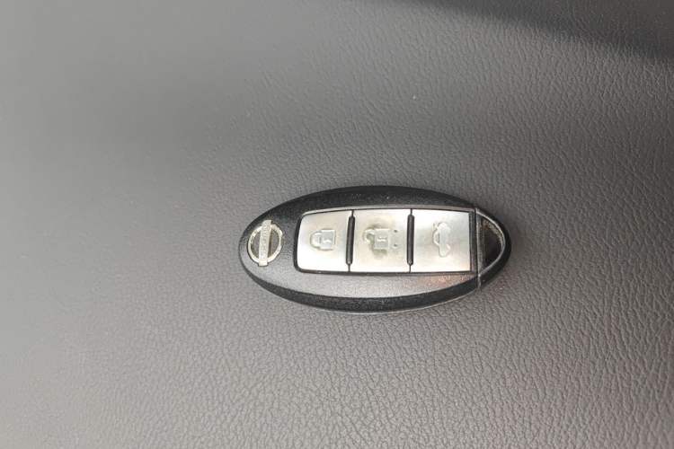 Used Nissan Lannia 2018 1.6L CVT High-Energy Trendy Audio Edition Vehicle Key
