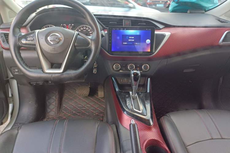 Used Nissan Lannia 2018 1.6L CVT Cool Trendy Sound Edition Center Console