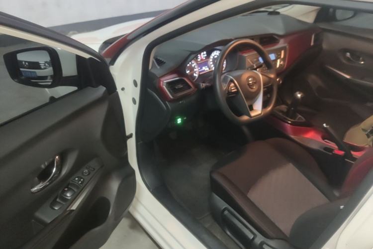 Used Nissan Lannia 2018 1.6L Manual Cool Trendy Sound Edition Driver Seat