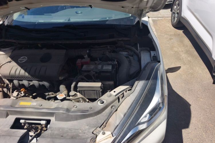 Used Nissan Lannia 2018 1.6L CVT Smart Cool Trendy Audio Model Engine Bay Left