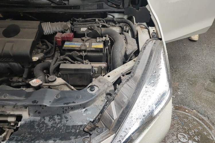 Used Nissan Lannia 2018 1.6L CVT Smart Cool Trendy Audio Model Engine Bay Left