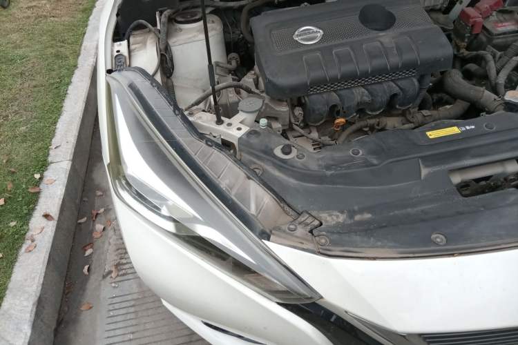 Used Nissan Lannia 2018 1.6L CVT Cool Trendy Sound Edition Engine Bay Right