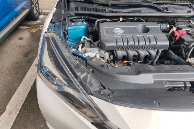Used Nissan Lannia 2018 1.6L Manual Cool Trendy Sound Edition Engine Bay Right
