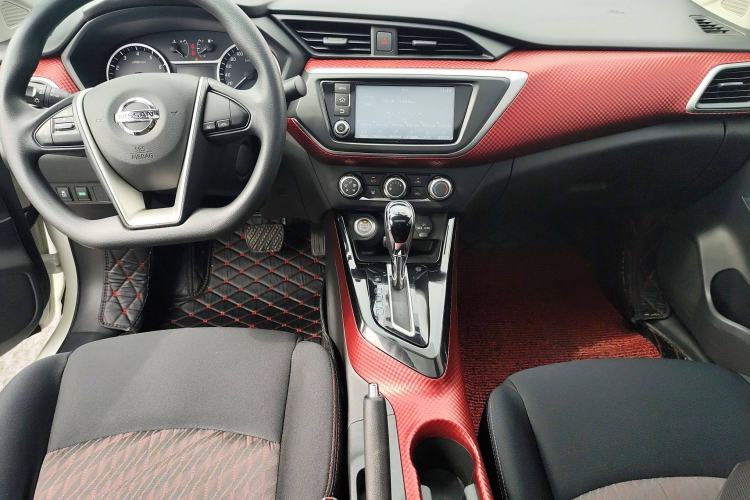 Used Nissan Lannia 2018 1.6L CVT Smart Cool Trendy Audio Model Gear Lever