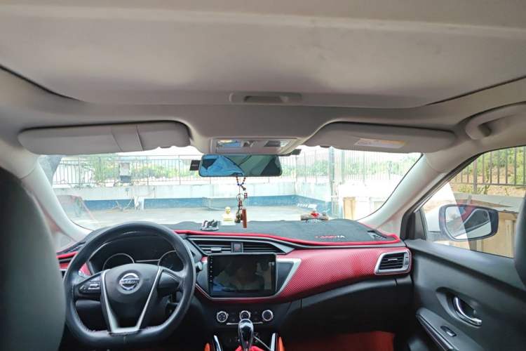 Used Nissan Lannia 2018 1.6L CVT Cool Trendy Sound Edition Headliner
