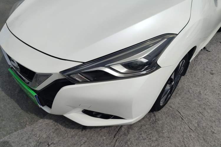 Used Nissan Lannia 2018 1.6L CVT Smart Cool Trendy Audio Model Left Front Headlight