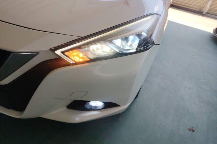 Used Nissan Lannia 2018 1.6L CVT Cool Trendy Sound Edition Left Front Headlight