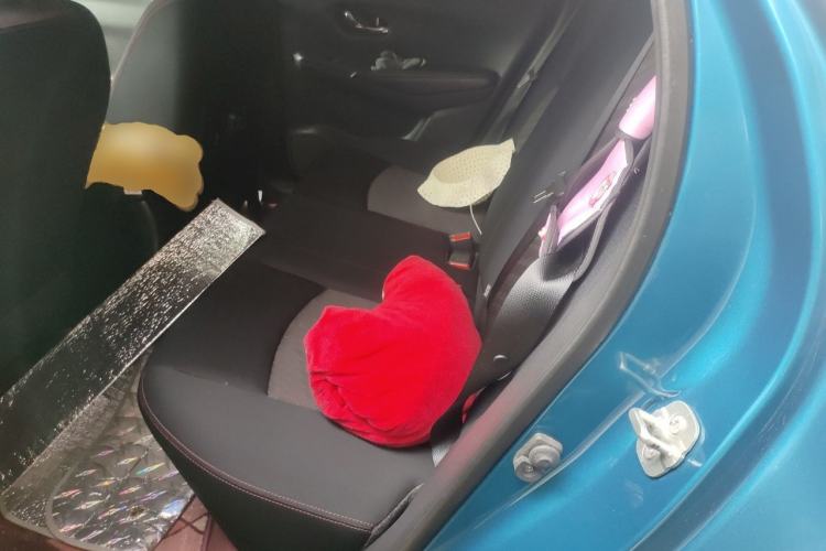 Used Nissan Lannia 2018 1.6L Manual Cool Trendy Sound Edition Left Rear Seat