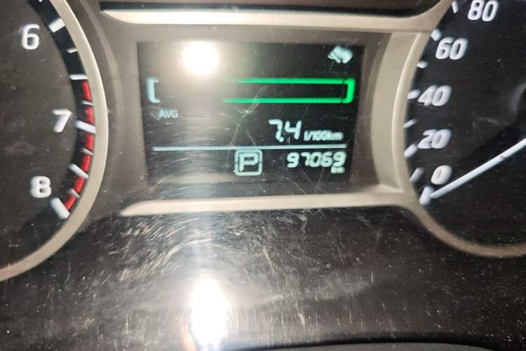 Used Nissan Lannia 2018 1.6L CVT Smart Cool Trendy Audio Model Odometer Close Up