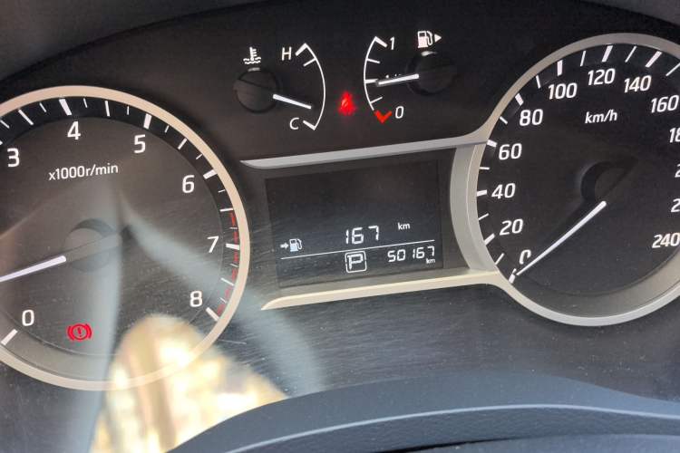 Used Nissan Lannia 2018 1.6L CVT Smart Cool Trendy Audio Model Odometer Close Up