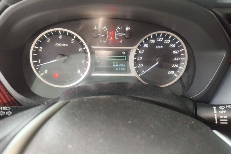 Used Nissan Lannia 2018 1.6L Manual Cool Trendy Sound Edition Odometer Close Up