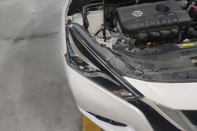 Used Nissan Lannia 2018 1.6L Manual Cool Trendy Sound Edition Right Front Headlight