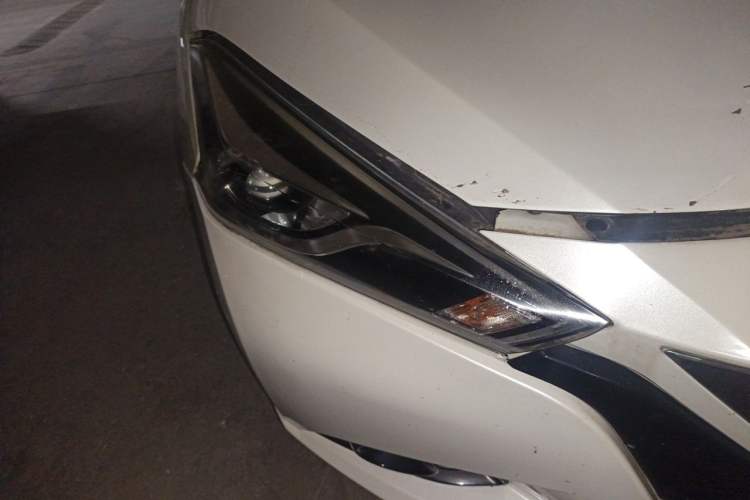 Used Nissan Lannia 2018 1.6L CVT Smart Cool Trendy Audio Model Right Front Headlight